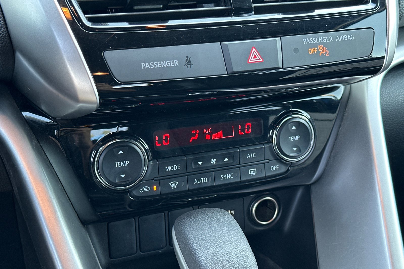 2024 Mitsubishi Eclipse Cross SE photo 20