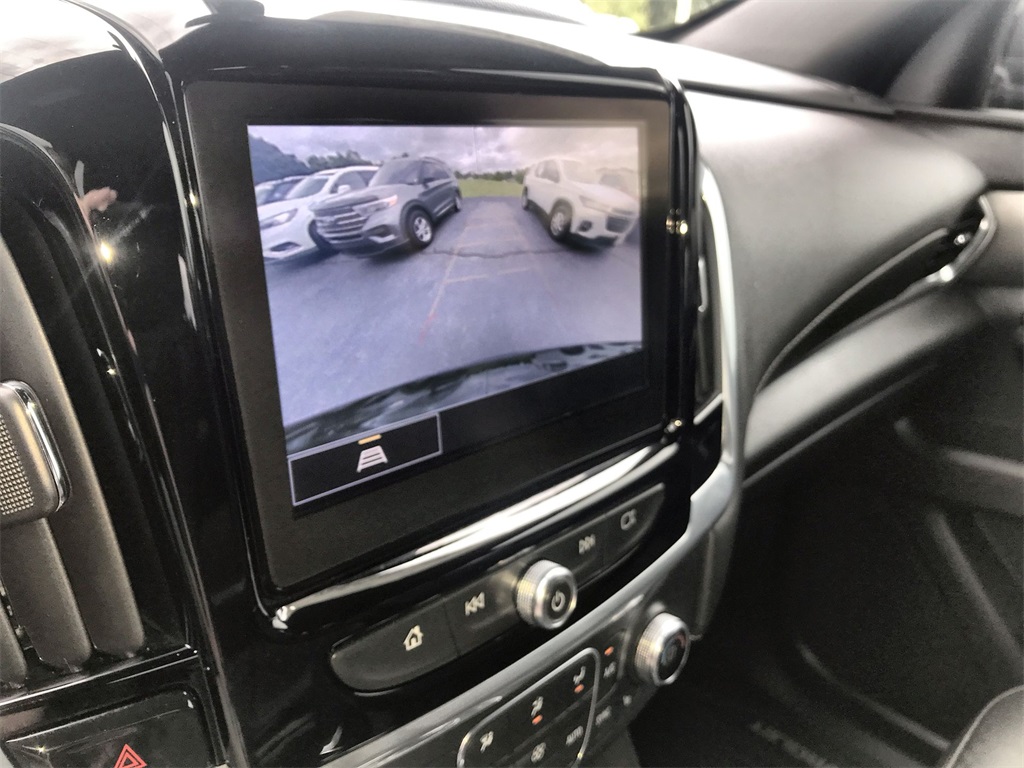 2022 Chevrolet Traverse Leather photo 17