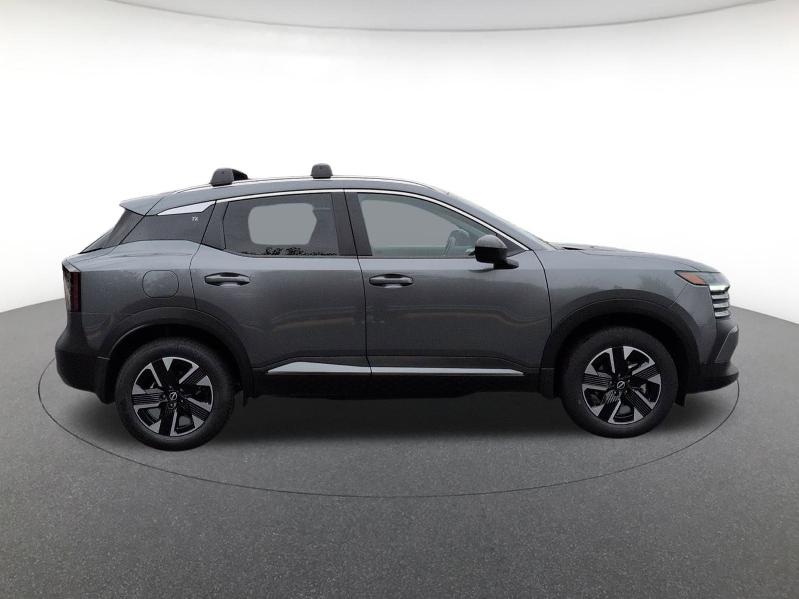 2026 Nissan Kicks SV photo 3