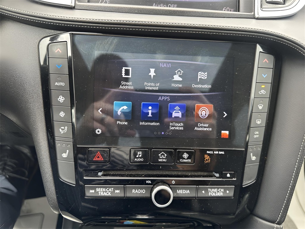 2019 Infiniti QX50 Essential photo 26