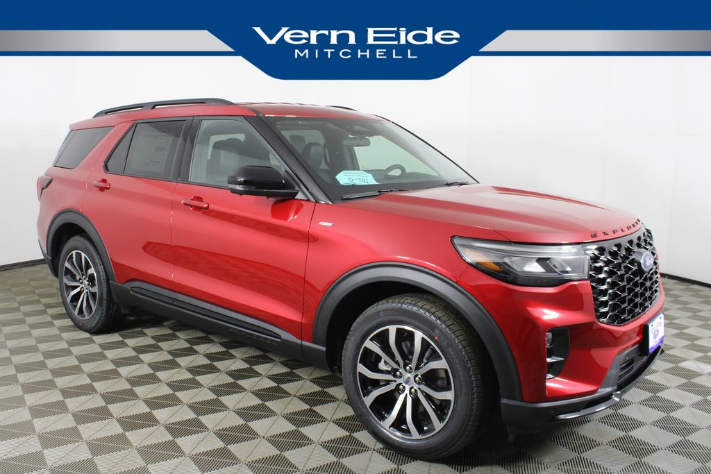 2026 Ford Explorer ST-LINE's photo