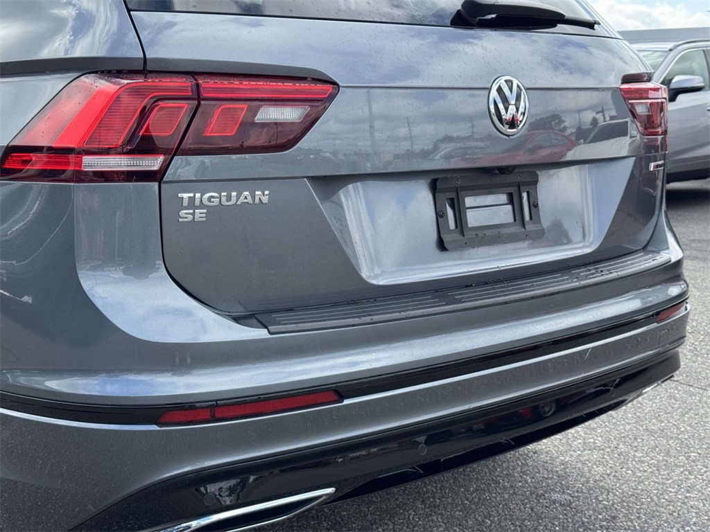 2021 Volkswagen Tiguan SE photo 11