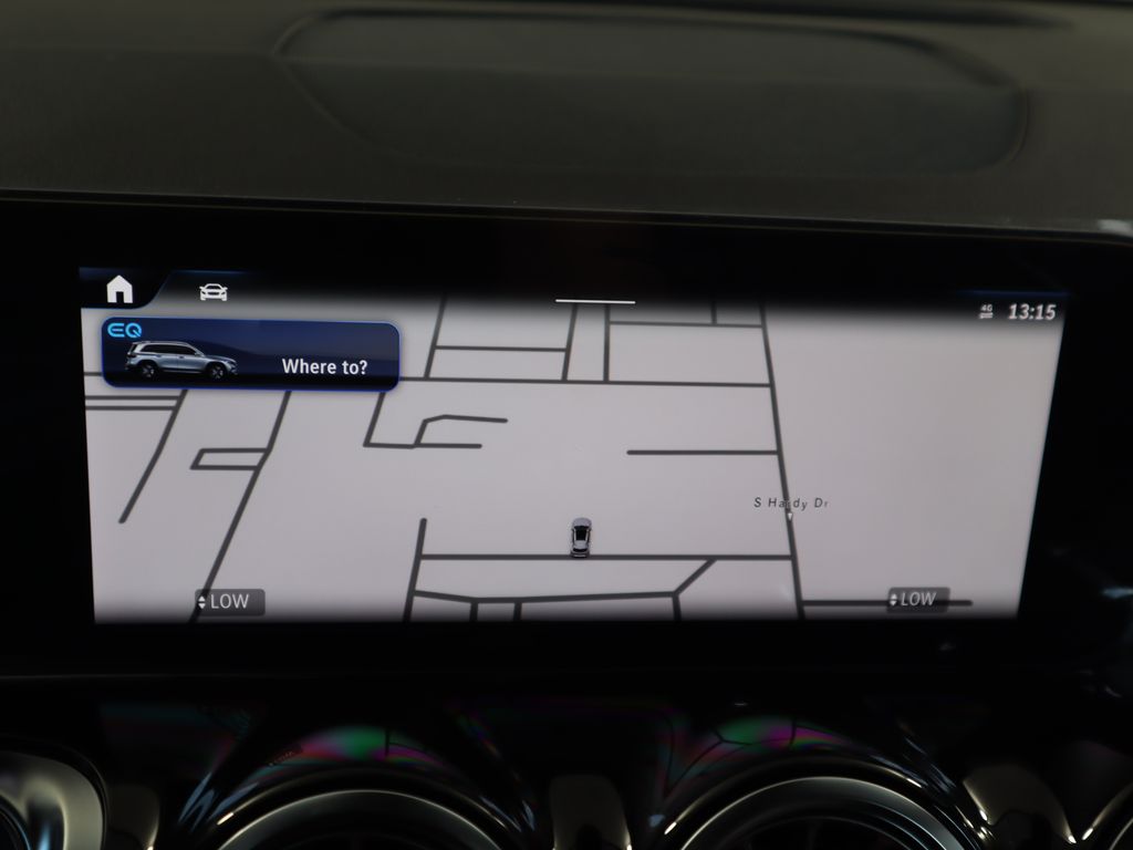 2025 Mercedes Benz EQB photo 12