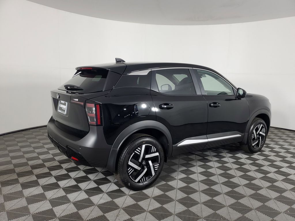 2025 Nissan Kicks SV photo 4