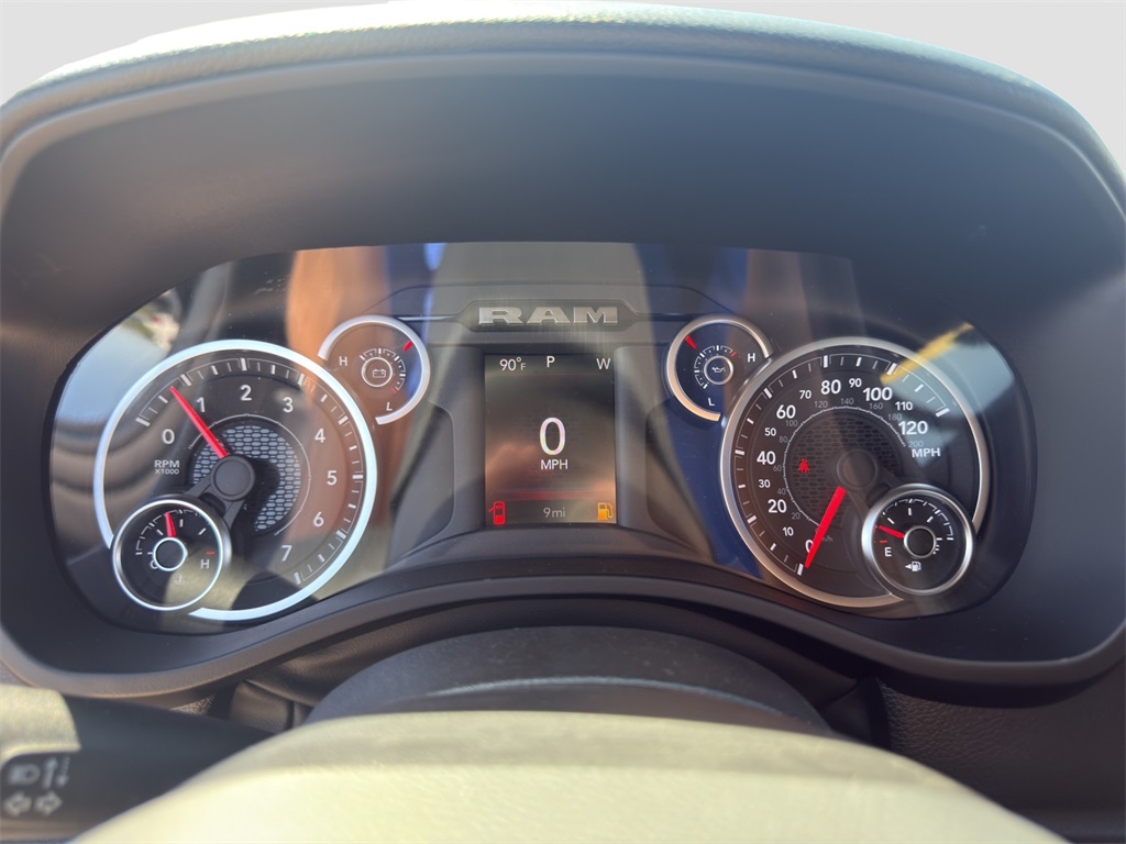 2026 Ram 1500 Tradesman photo 10