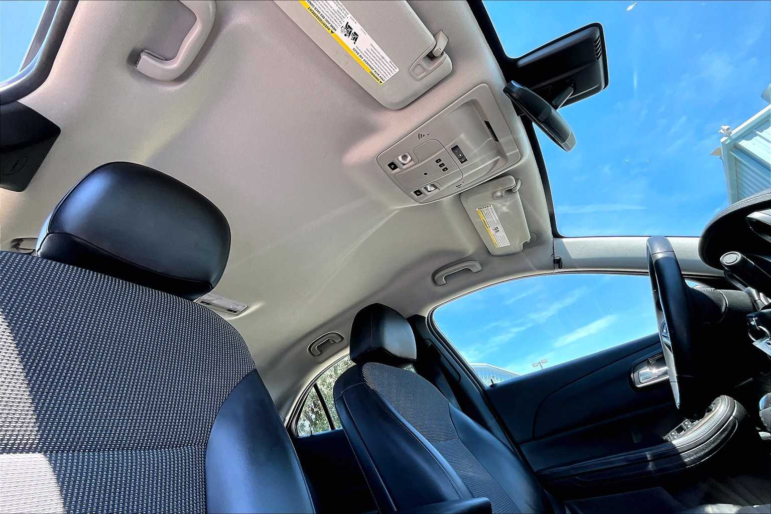 2015 Chevrolet Malibu 2LT photo 14