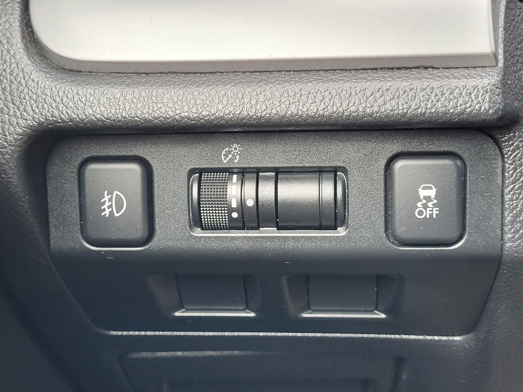 2016 Subaru Forester 2.0XT Premium photo 15