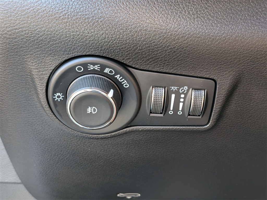 2022 Jeep Compass Altitude photo 13