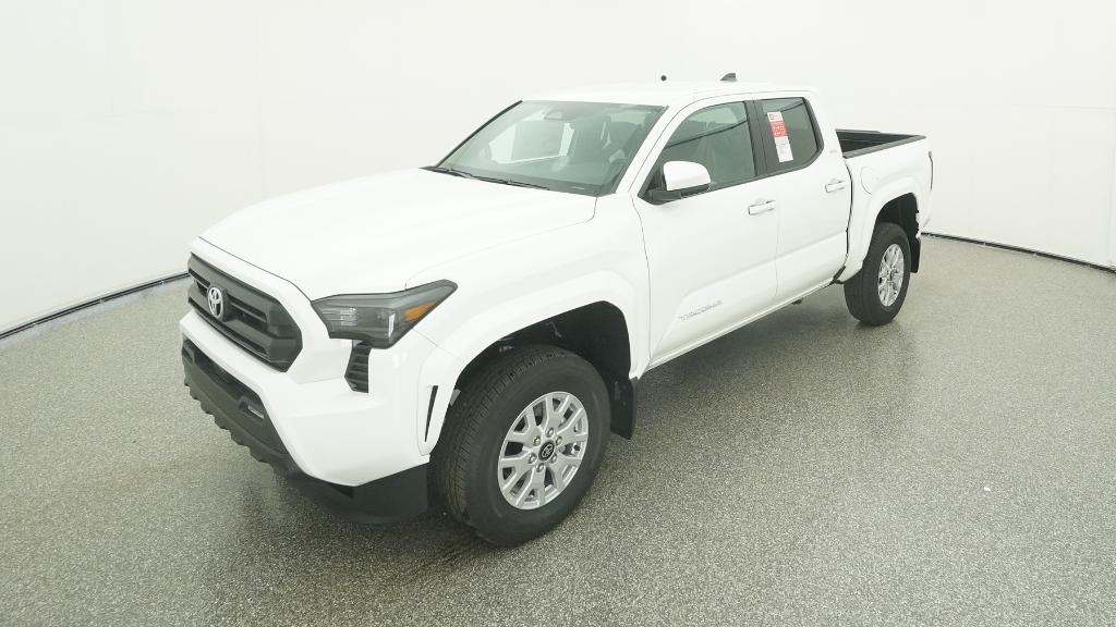 2025 Toyota Tacoma SR5's photo