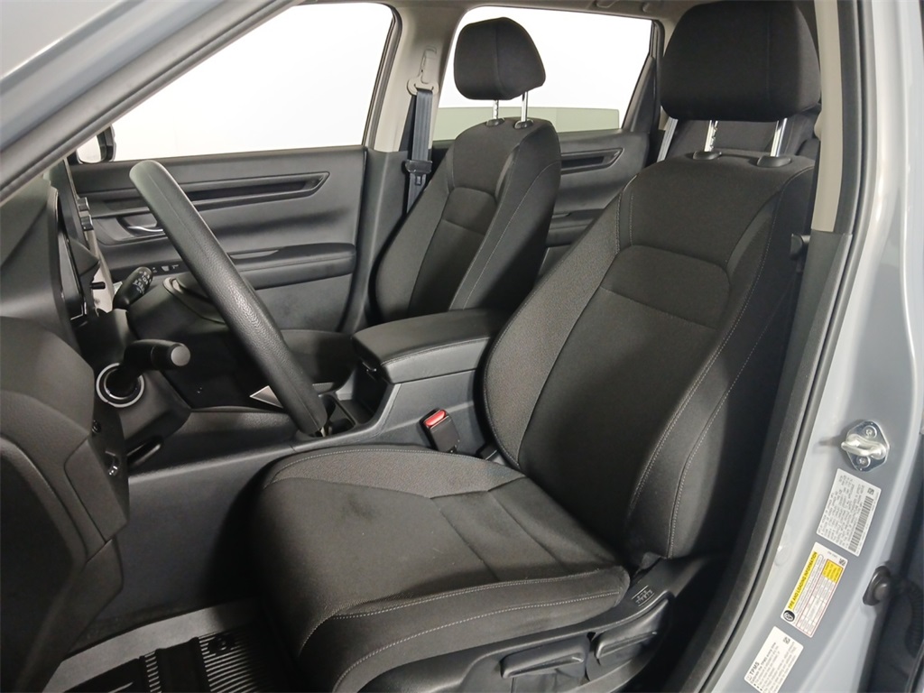 2025 Honda CR-V LX photo 16