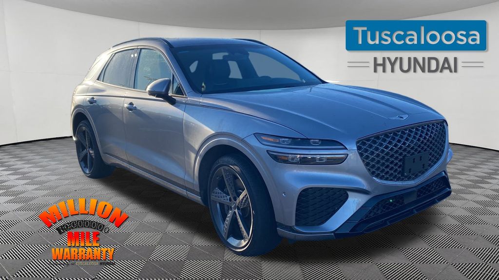 2023 GENESIS GV70 Standard's photo