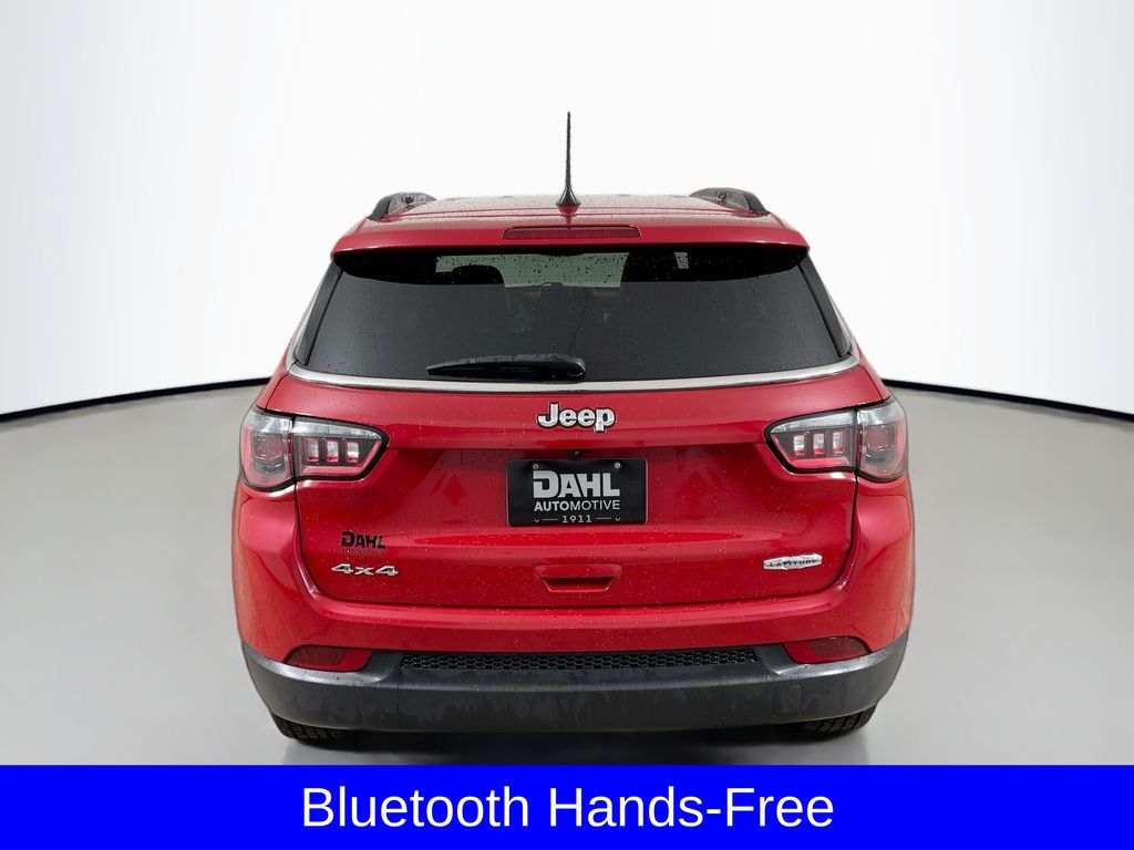 2024 Jeep Compass Latitude photo 3