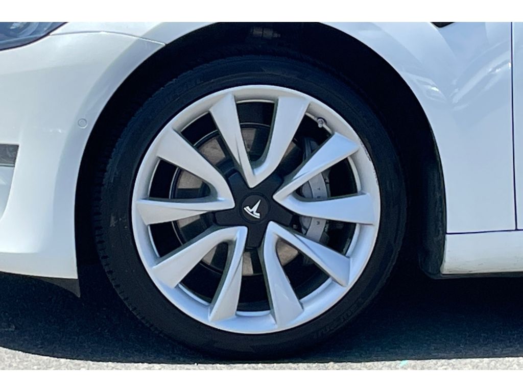 2020 Tesla Model 3 Standard Range photo 31