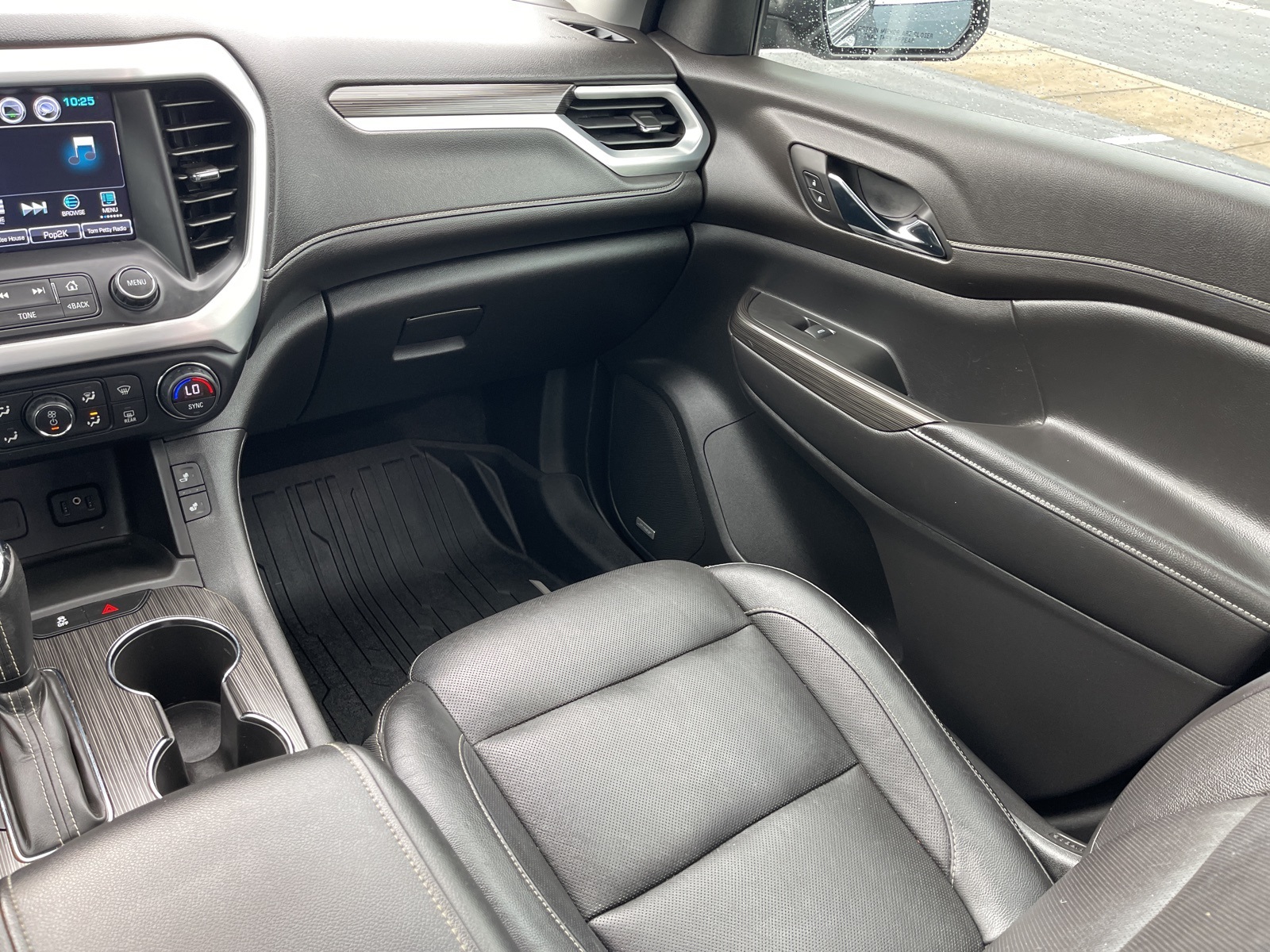 2019 Gmc Acadia SLT photo 30