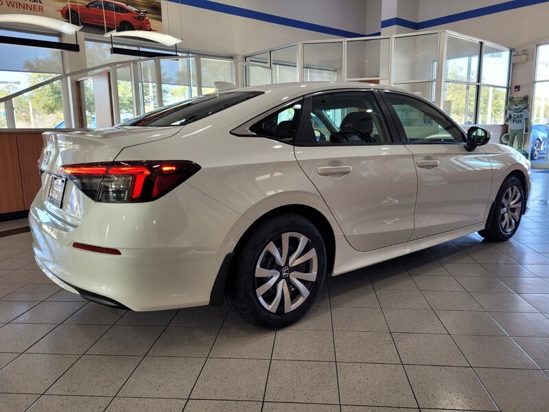 2025 Honda Civic LX photo 4