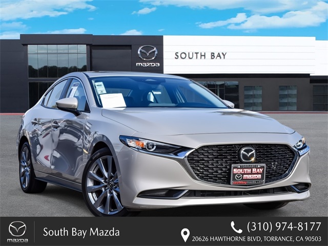 2025 Mazda Mazda3 Preferred's photo