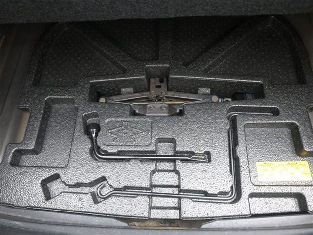 2014 Toyota Camry L photo 21