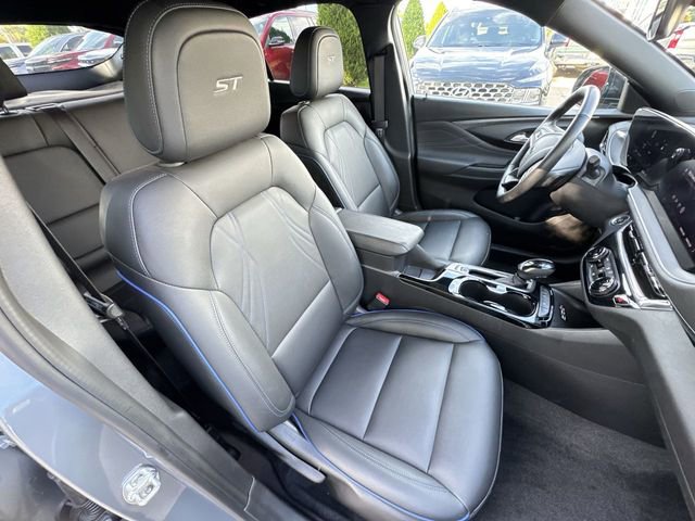 2025 Buick Envista ST photo 23