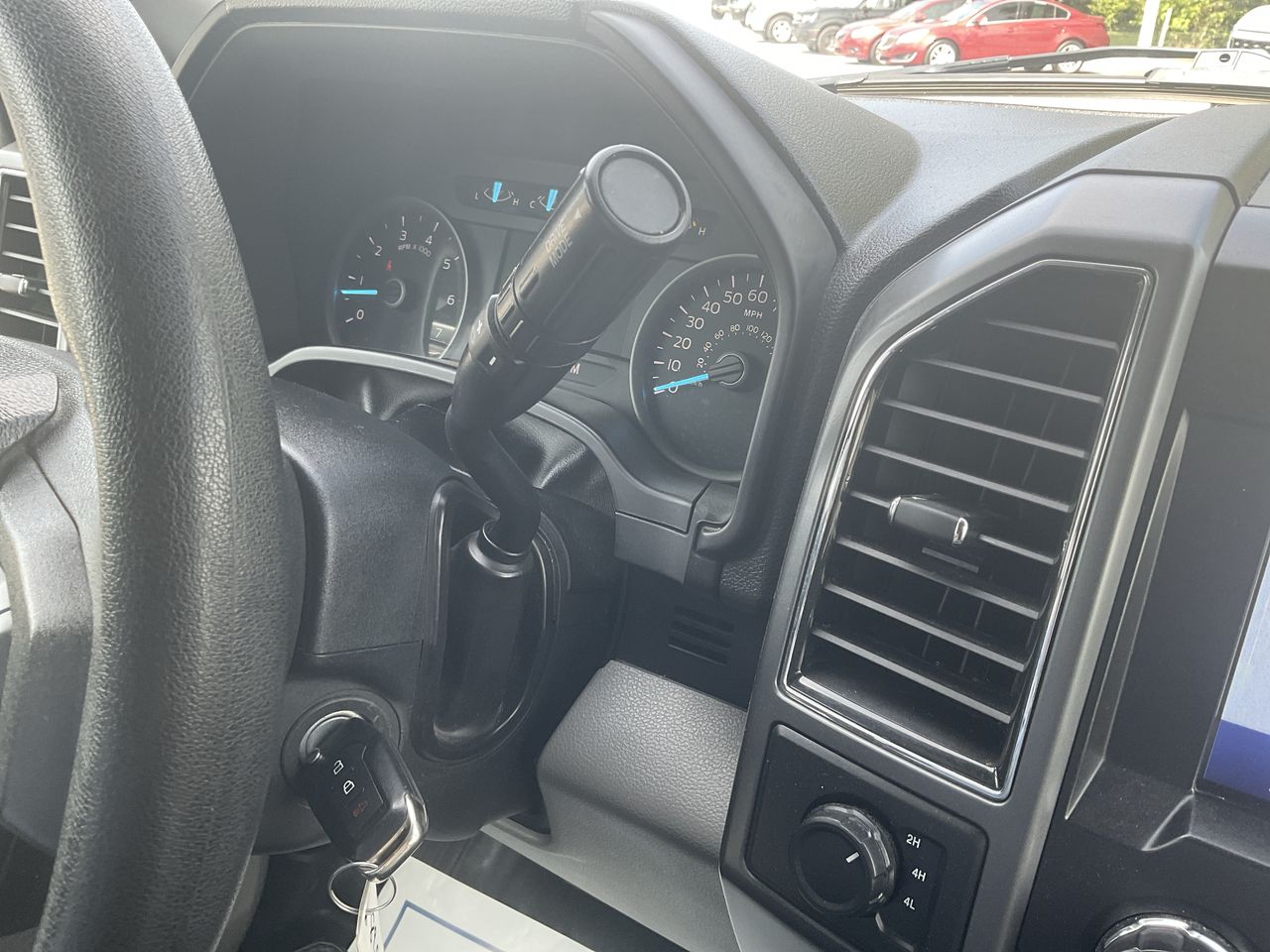 2020 Ford F-150 XL photo 17