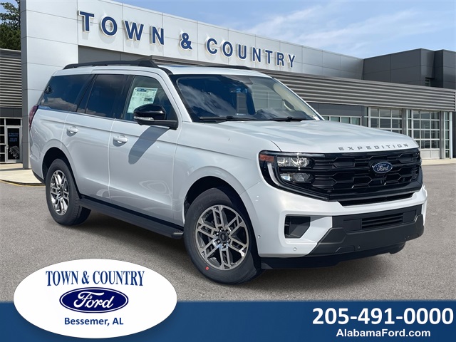 2025 Ford Expedition Active's photo