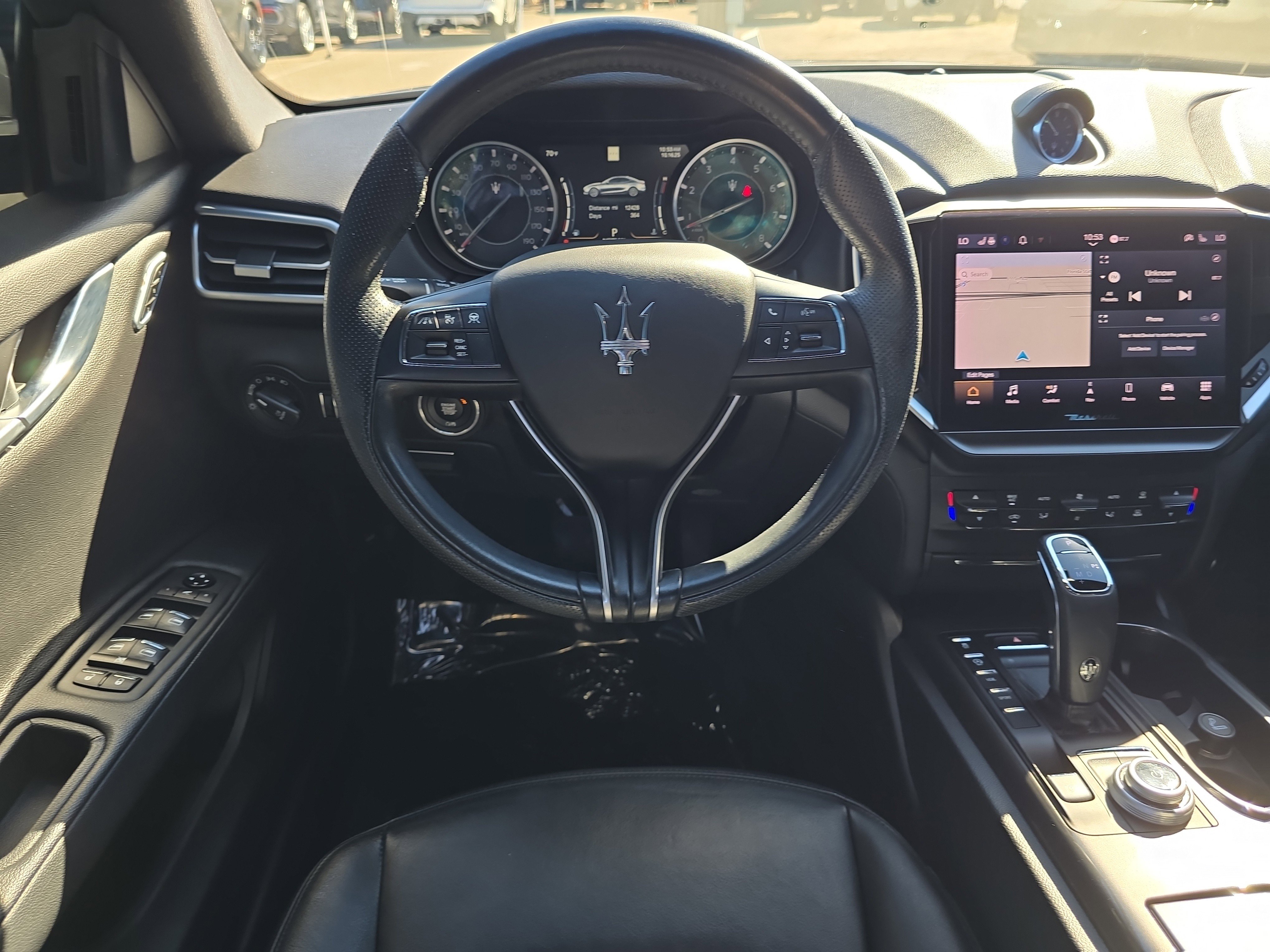 2022 Maserati Ghibli Base GT photo 2