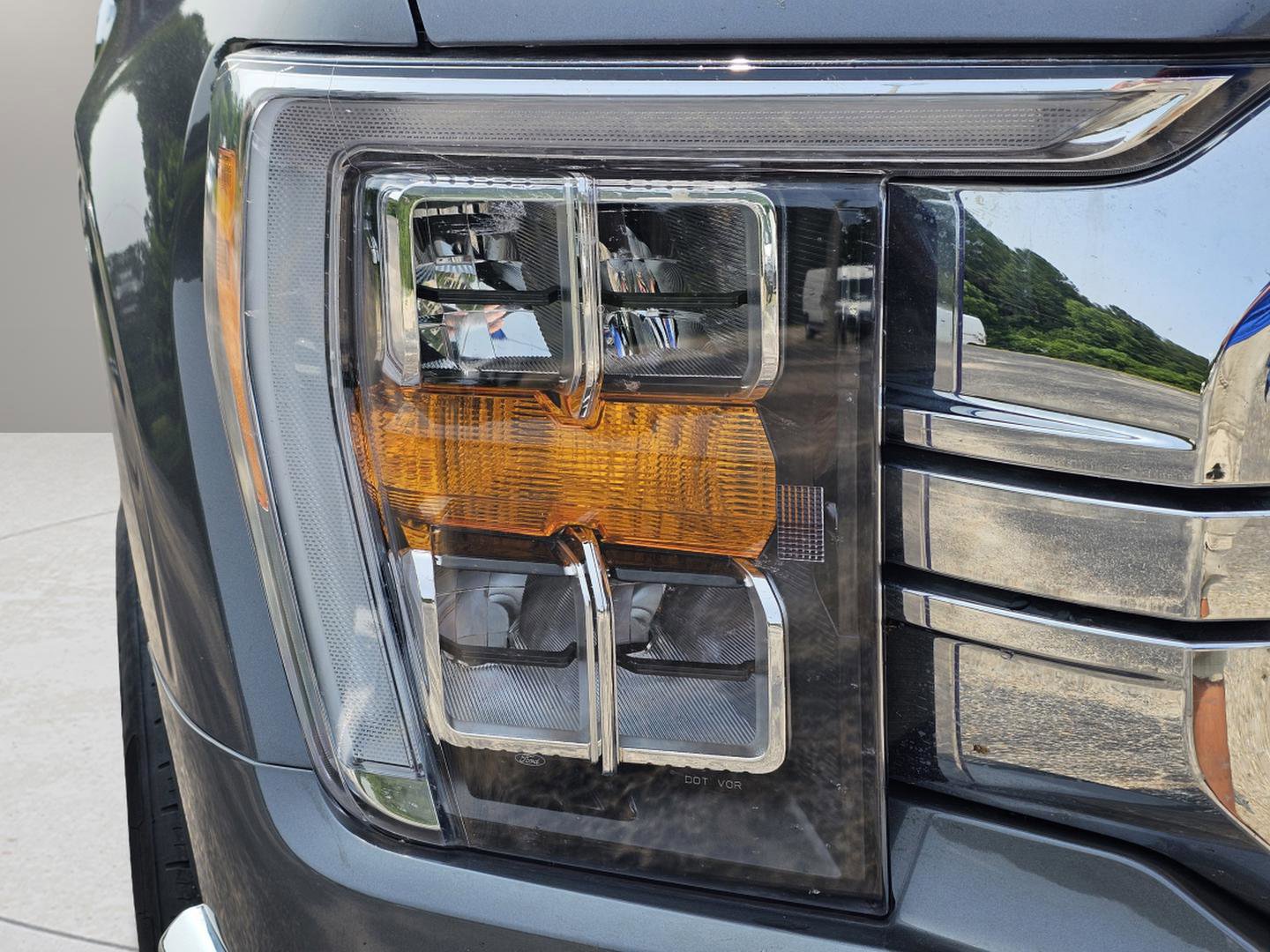 2023 Ford F-150 XLT photo 4