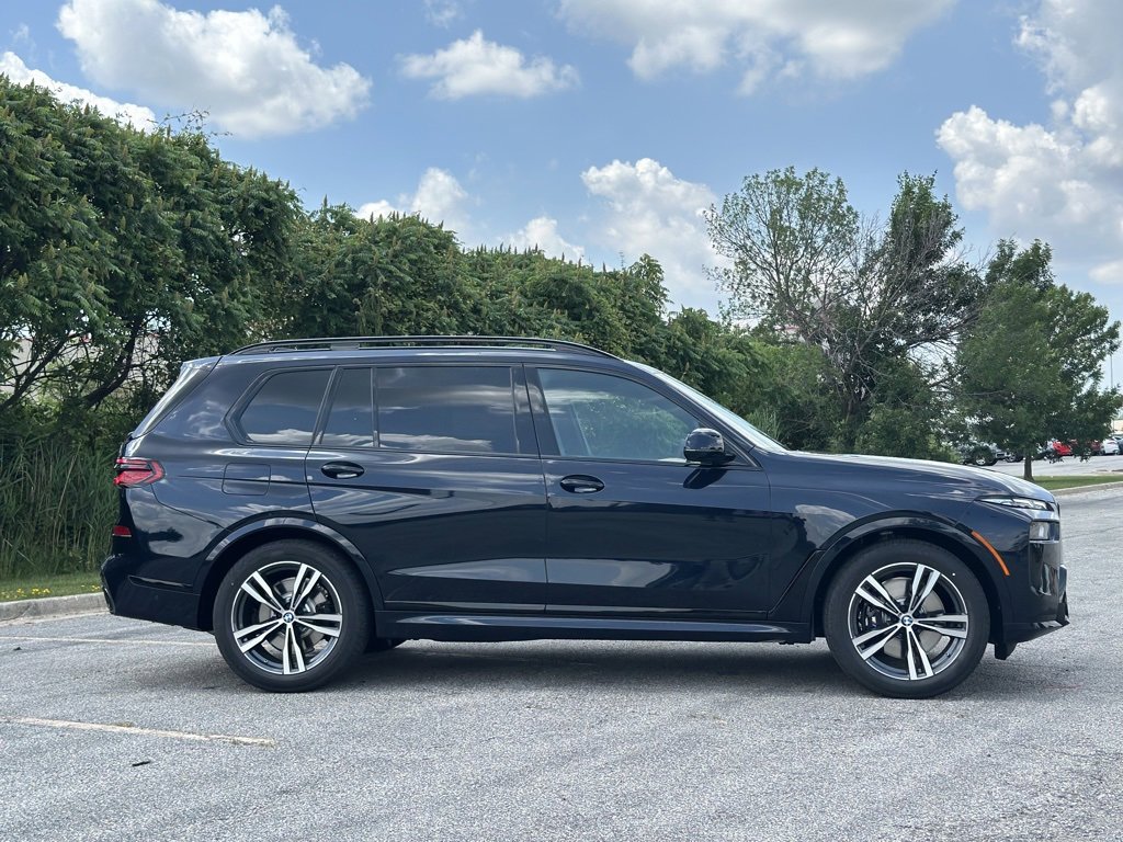 New 2026 Carbon Black Metallic BMW xDrive40i image 8