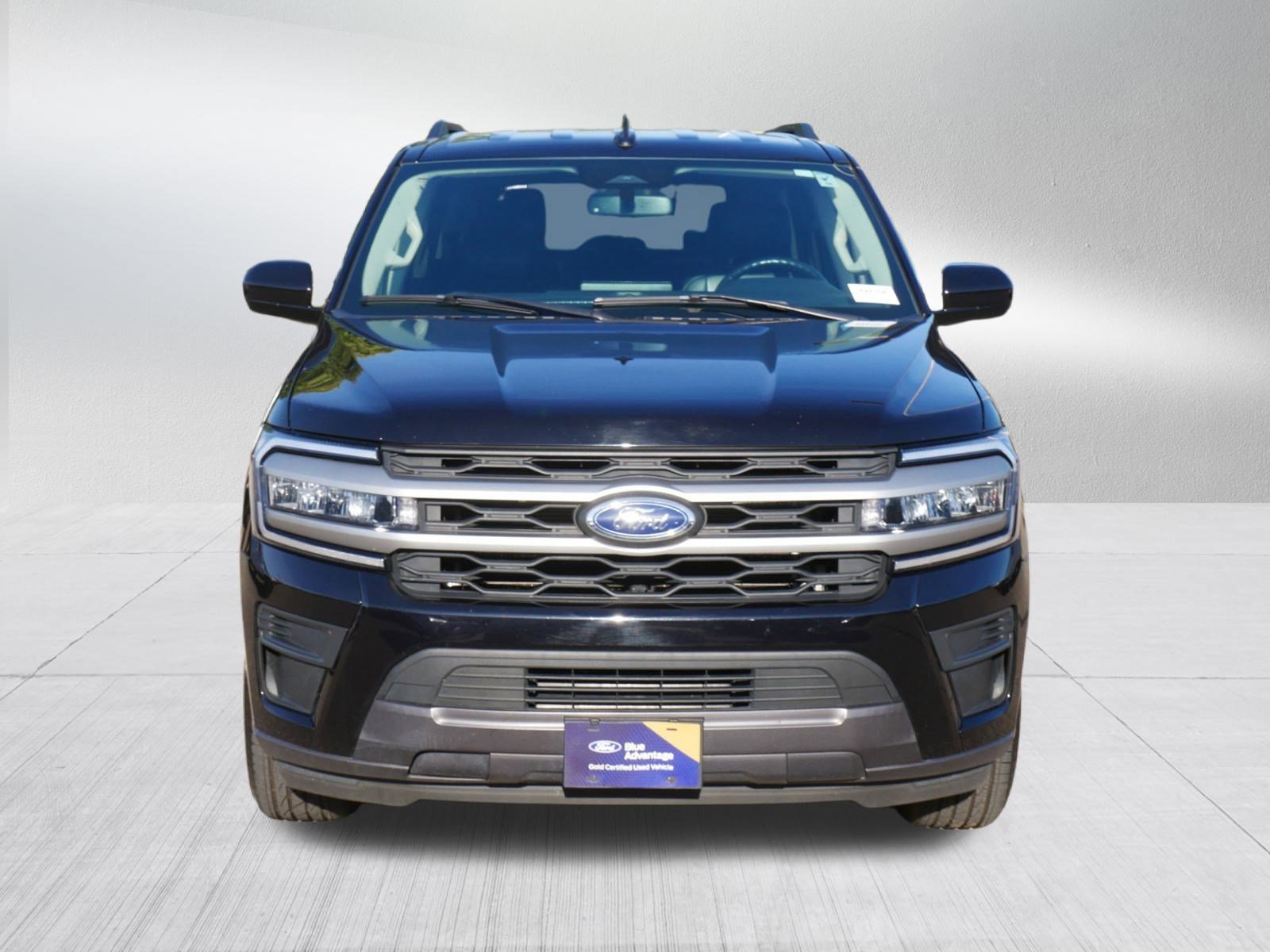 2024 Ford Expedition XLT photo 2