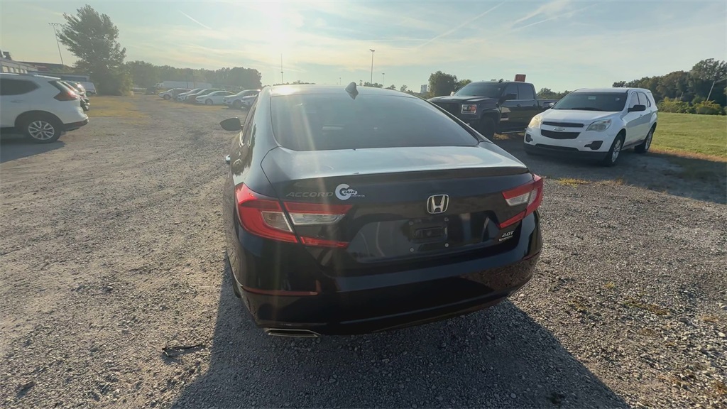 2018 Honda Accord Touring 2.0T photo 6