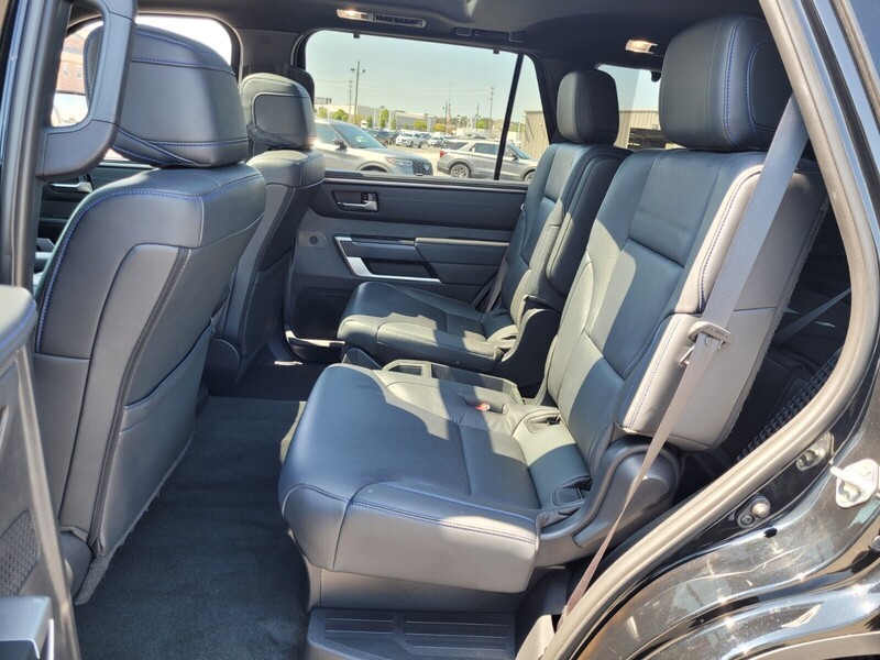 2023 Toyota Sequoia Platinum photo 9