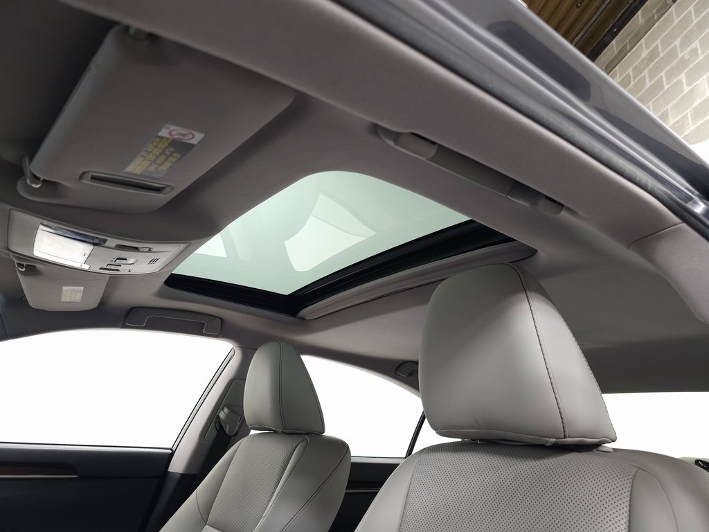 2016 Lexus ES 350 photo 14