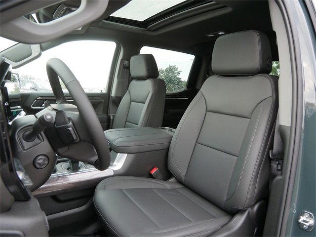 2026 Chevrolet Silverado 1500 LTZ photo 3