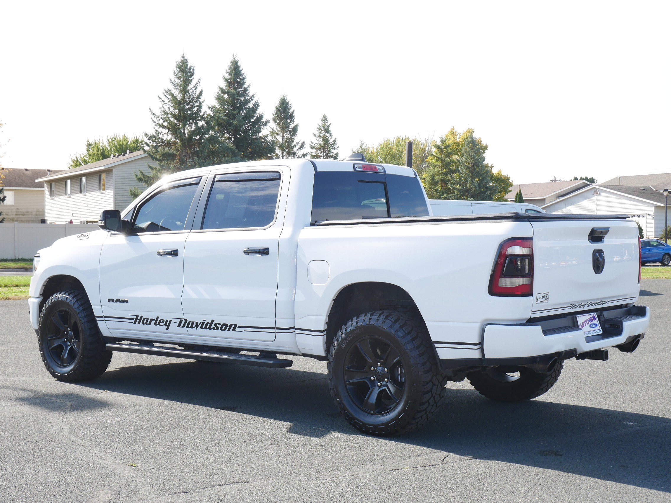 2023 Ram 1500 Big Horn photo 3