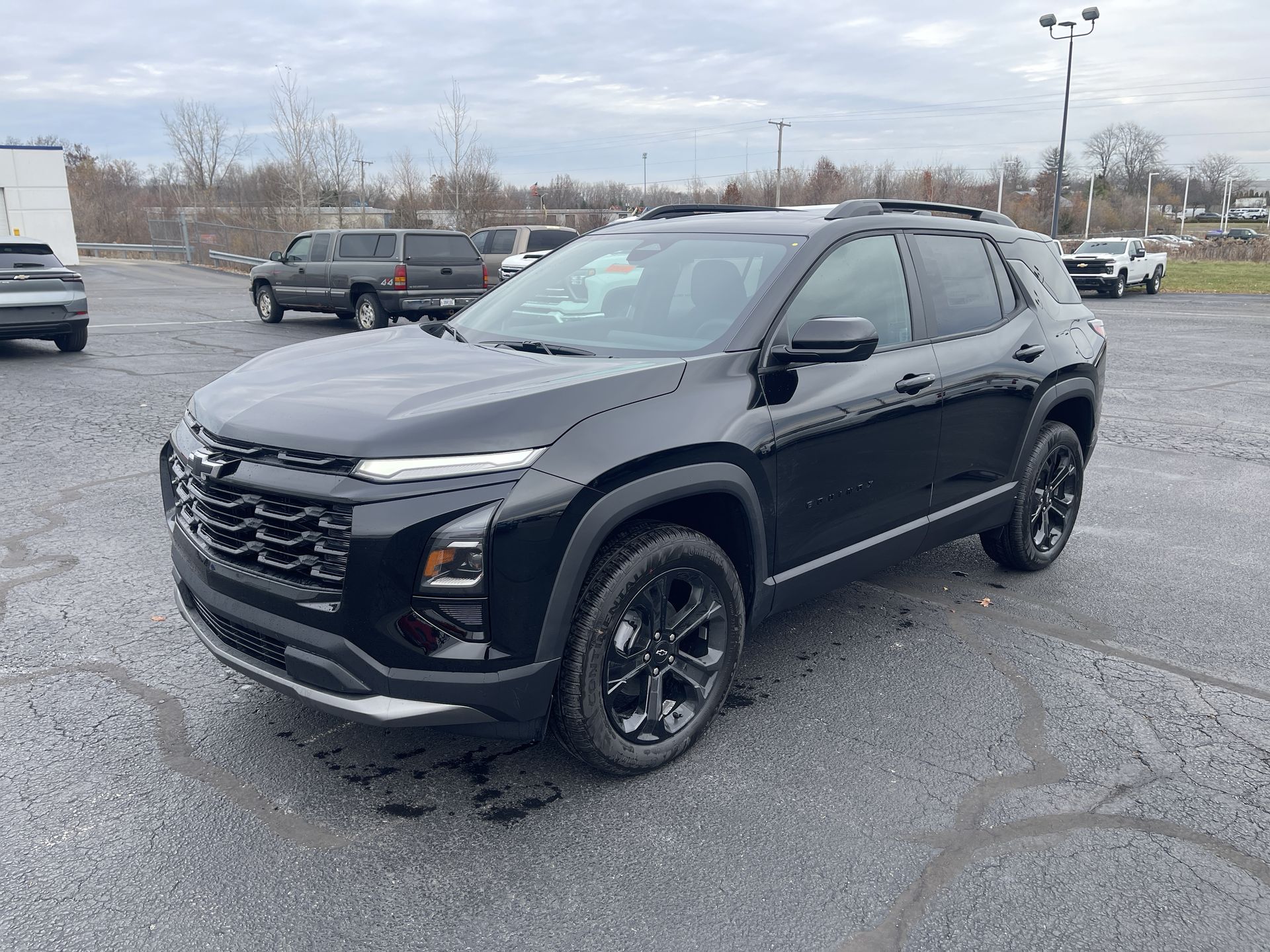 2026 Chevrolet Equinox LT photo 4