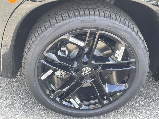 2025 Volkswagen Tiguan SE R-Line Black photo 10