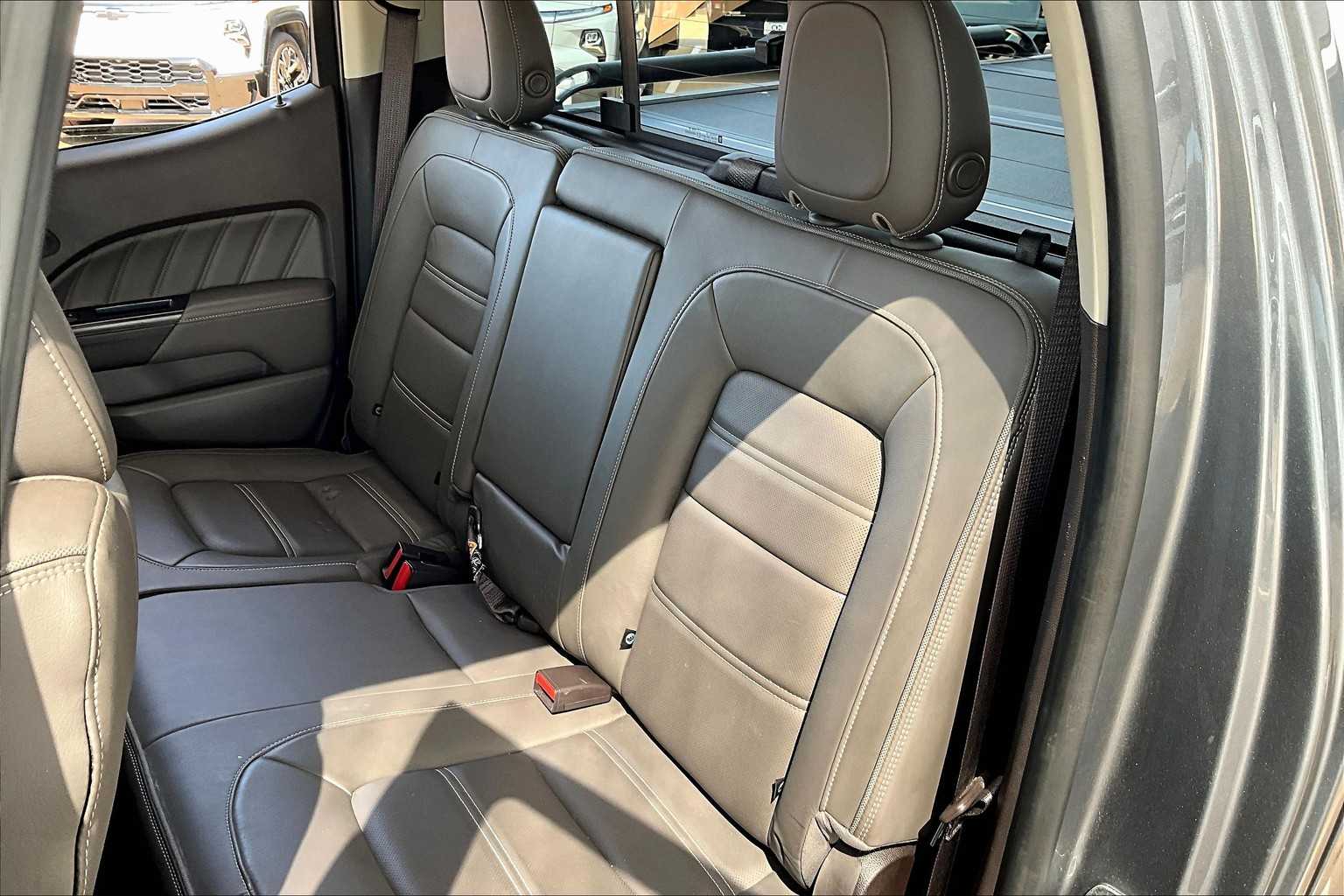 2022 Gmc Canyon Denali photo 17