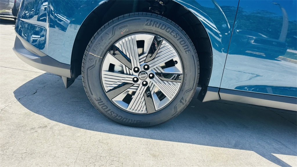 2025 Nissan Murano SL photo 10