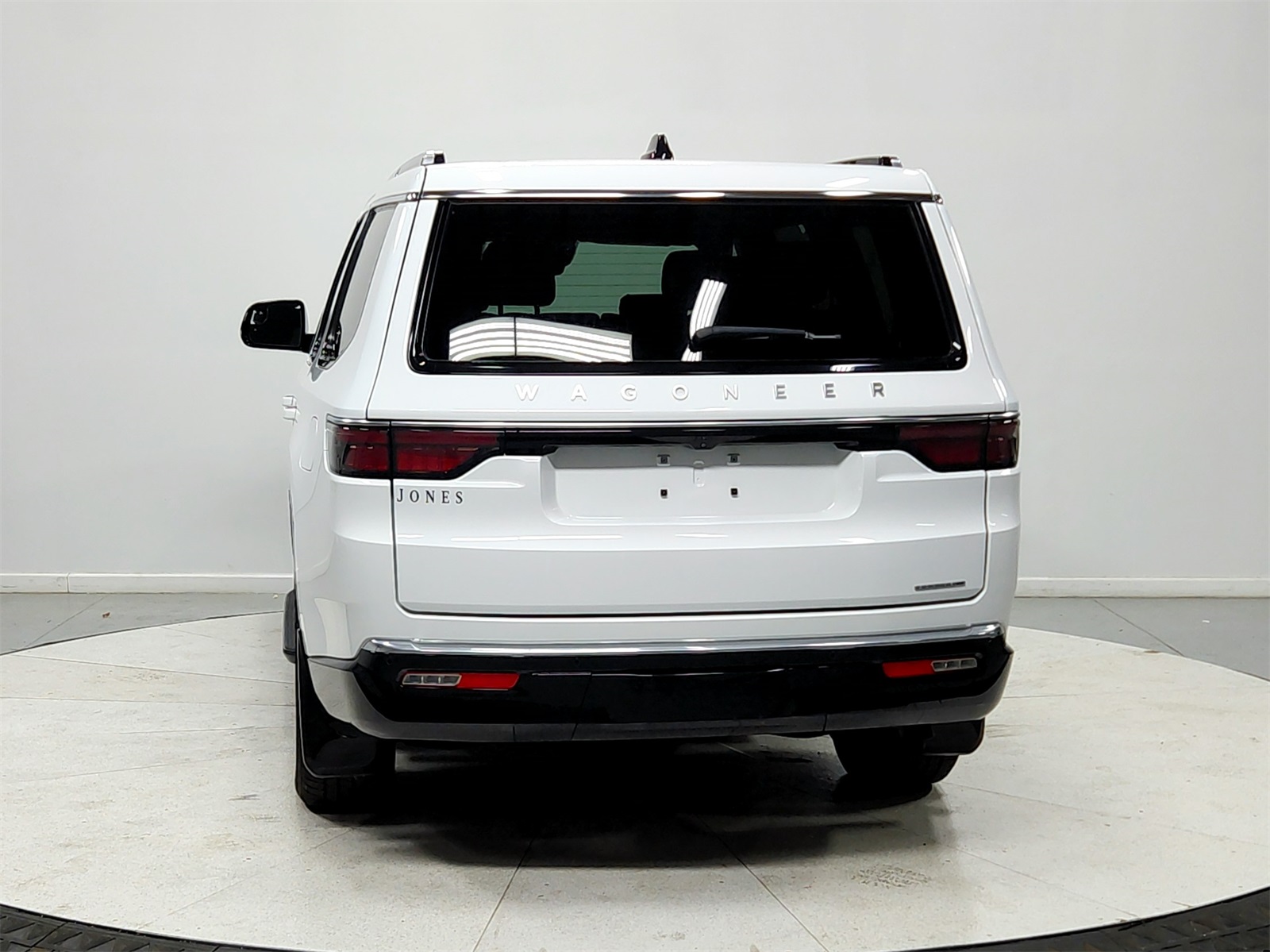 2024 Jeep Wagoneer Series II photo 5