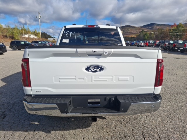 2025 Ford F-150 XLT photo 4
