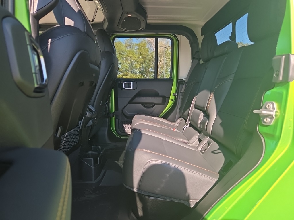 2025 Jeep Gladiator Sport S photo 23