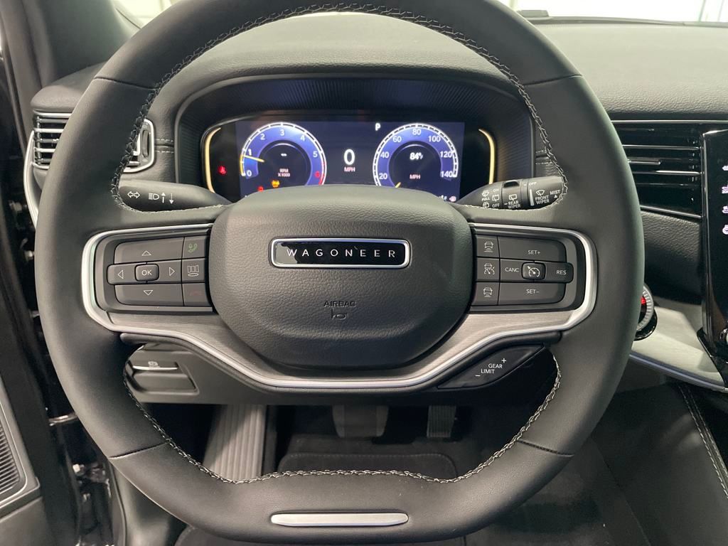 2025 Jeep Wagoneer Series II photo 13