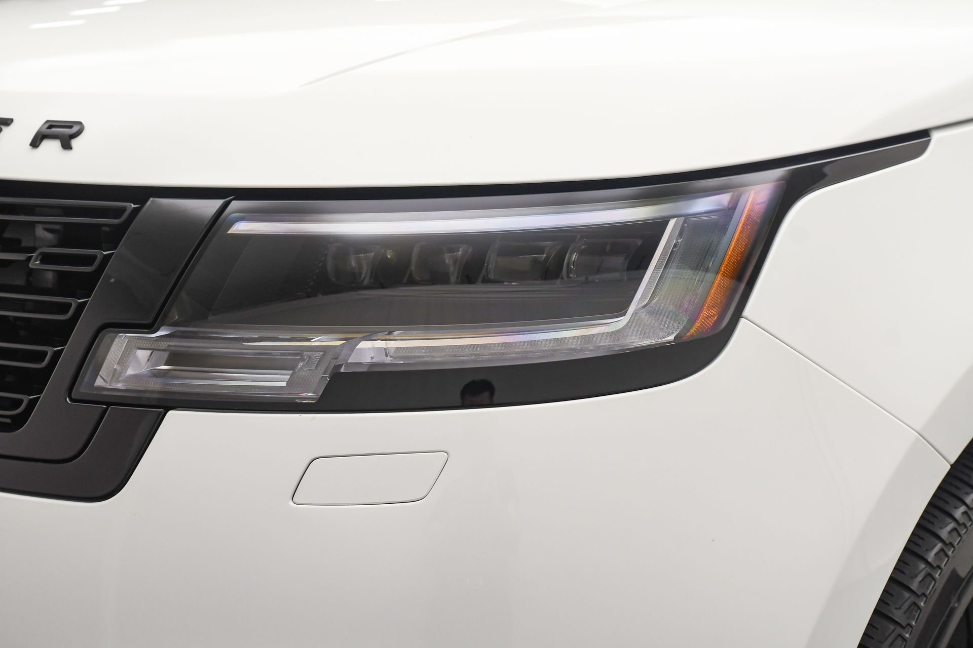 2025 Land Rover Range Rover SE photo 25
