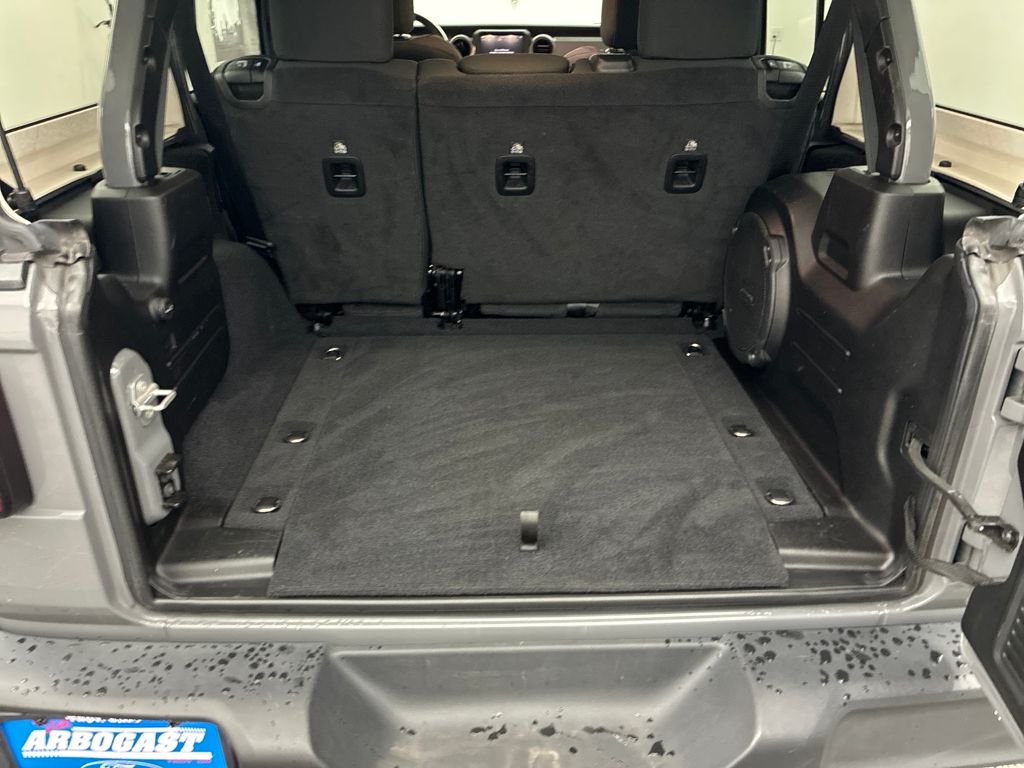 2021 Jeep Wrangler Unlimited Sport S photo 23
