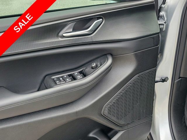 2025 Jeep Grand Cherokee Laredo photo 40