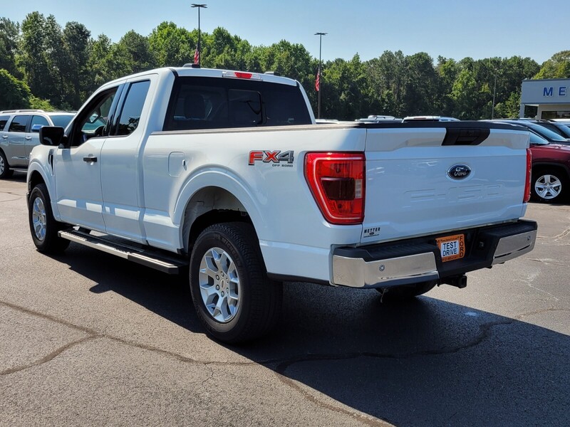 2022 Ford F-150 XLT photo 8