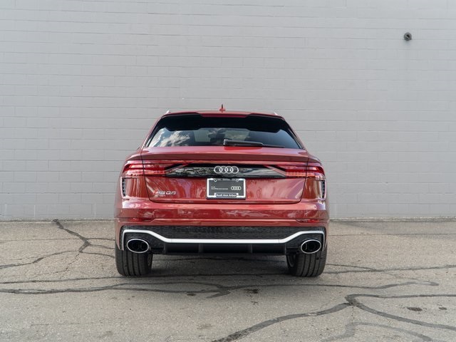 2024 Audi RS Q8 photo 6