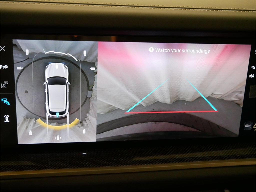 2025 Porsche Cayenne E-Hybrid Turbo photo 14