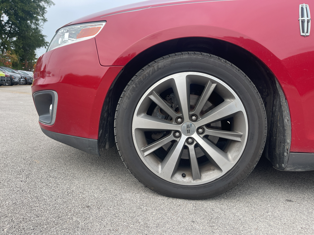 2009 Lincoln MKS Base photo 9
