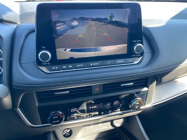 2026 Nissan Rogue SV photo 16