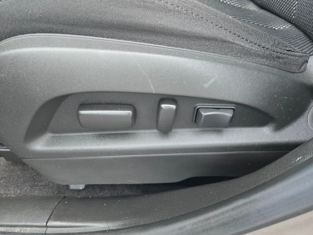 2012 Chevrolet Equinox photo 9